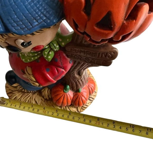 1980 Hand Painted SCARECROW WITH PUMPKINS Ceramic Tabletop Decor= 12" tall - Picture 15 of 16
